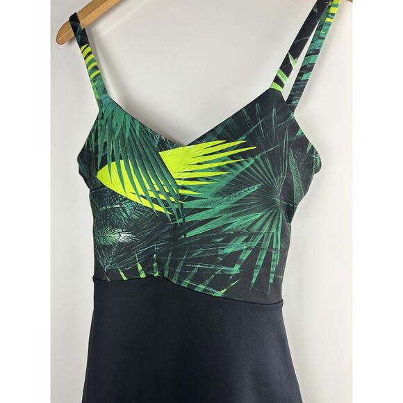 NWT Fabletics Malindi Criss Cross Cut Out Strappy Dress Green Black Leaves Small - Picture 12 of 14